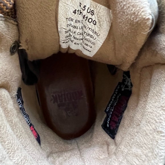 Kodiak Surrey II hiking boots, size 6.5 - Picture 9 of 16